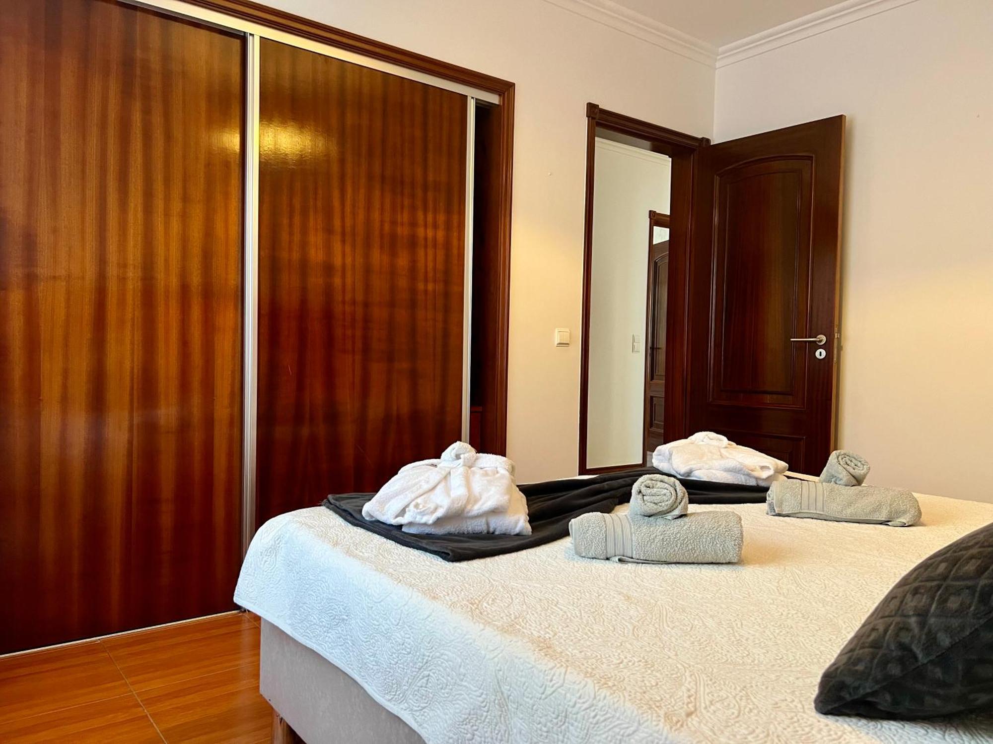Casa Caloura Lotus Deluxe Accommodation & Spa ลาโกอา ภายนอก รูปภาพ